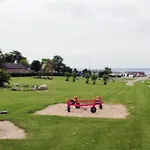6 Person In Tranekaer-by Traum * Fæbæk
