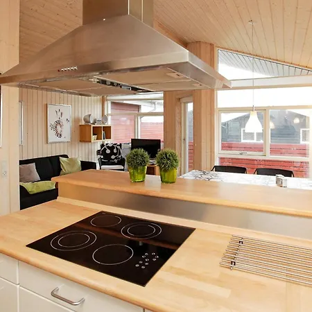 Holiday home 6 Person In Tranekaer-by Traum *