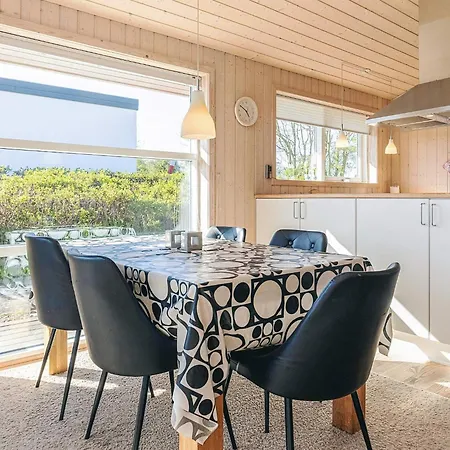 6 Person In Tranekaer Holiday home Faebaek